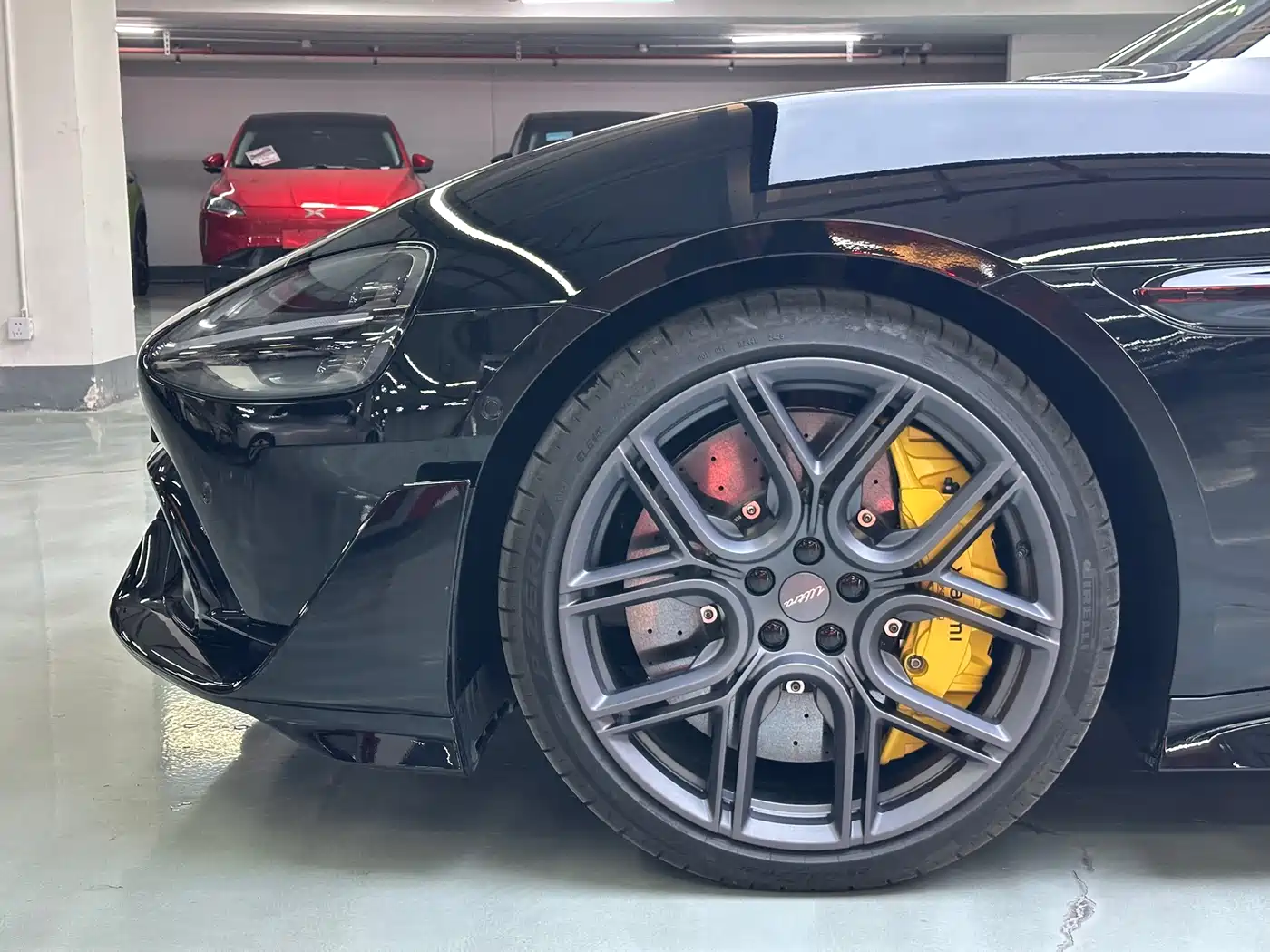 XIAOMI CAR XIAOMI SU7 ULTRA