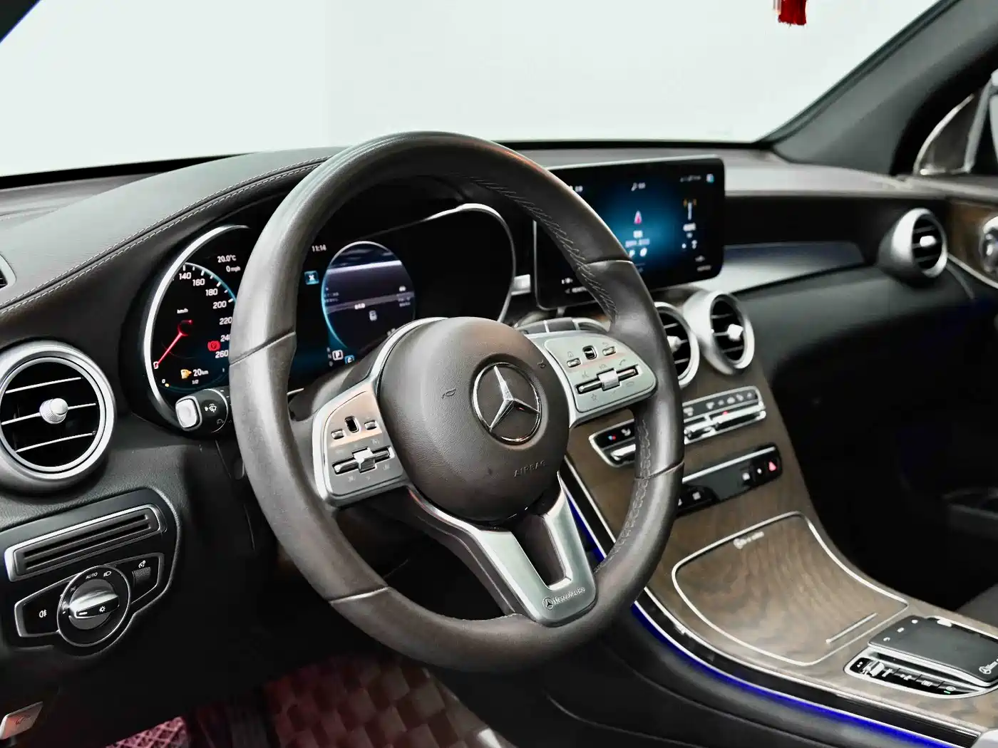 Mercedes-Benz GLC 2022 Model GLC 260 L 4MATIC Luxury Edition фото 16