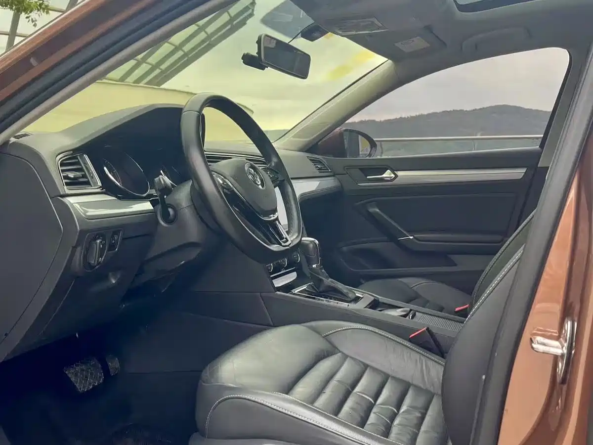 Volkswagen Lamando 2017 280TSI DSG Comfort Edition фото 8