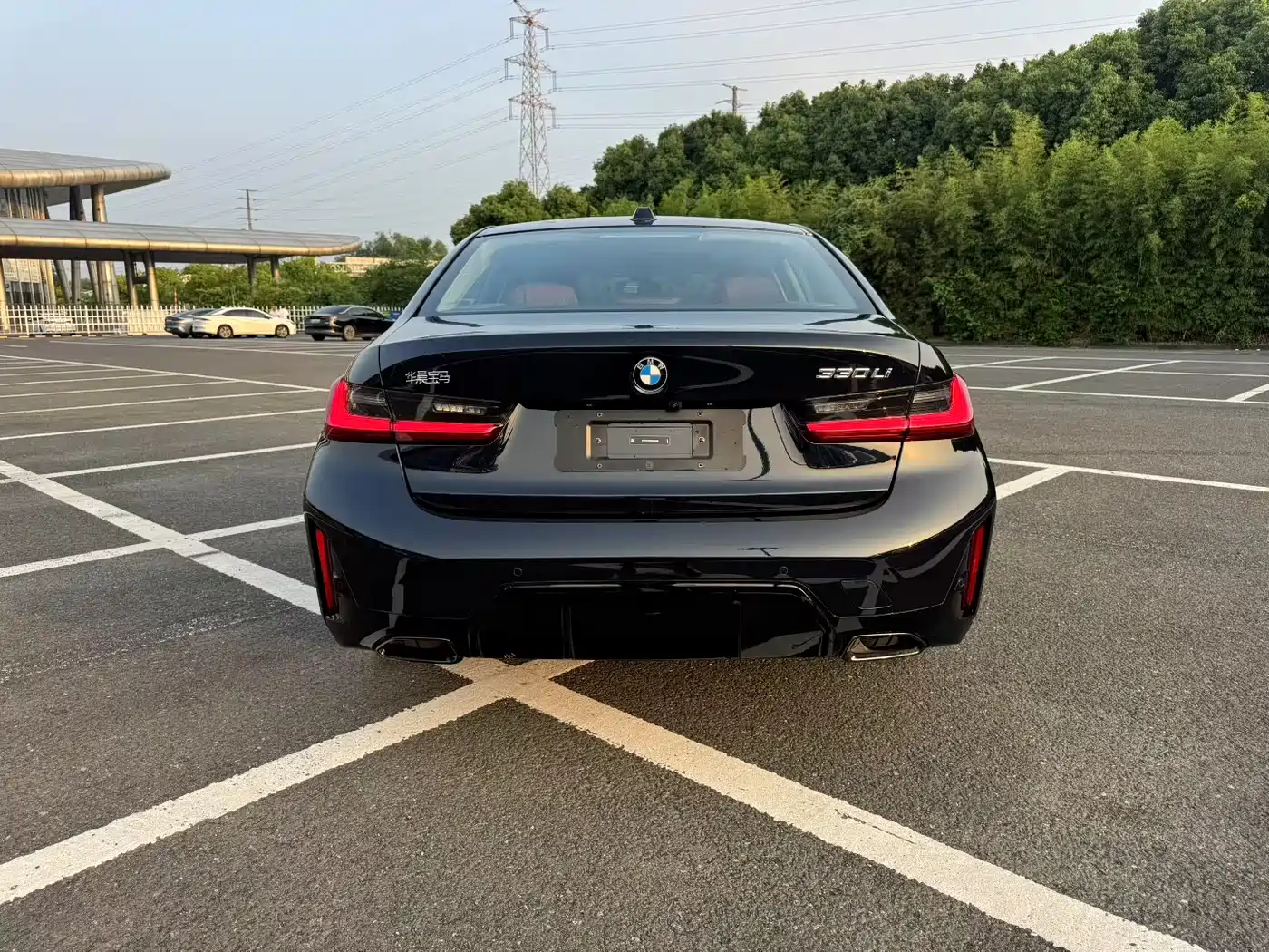 BMW 3-SERIES
