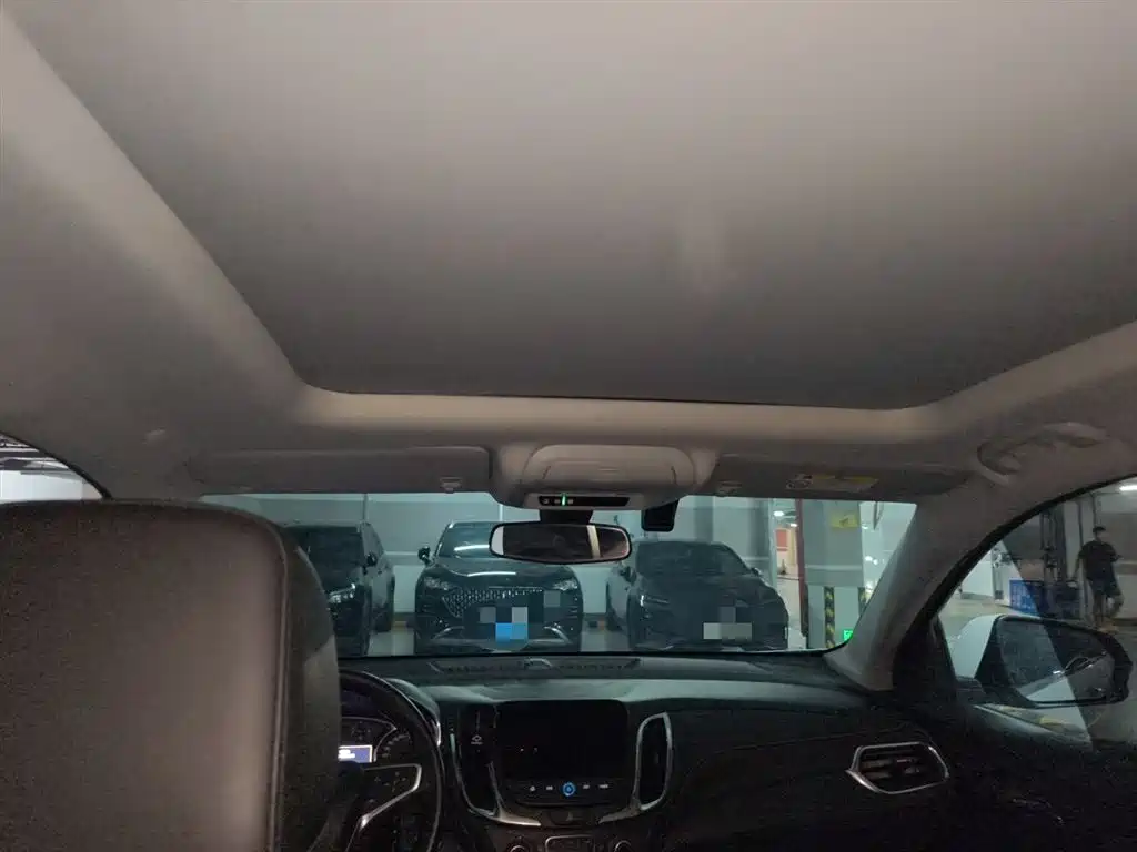 Chevrolet Equinox 2019 535T Auto Control Edition China V фото 9