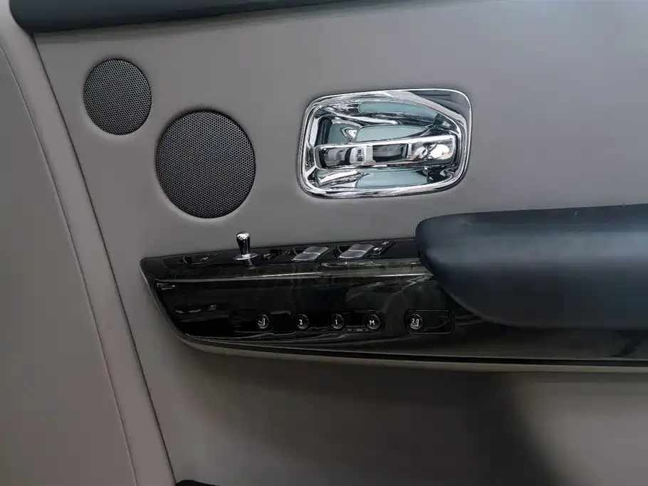 Rolls-Royce Phantom 2019 2018 6.7T Long Wheelbase Version