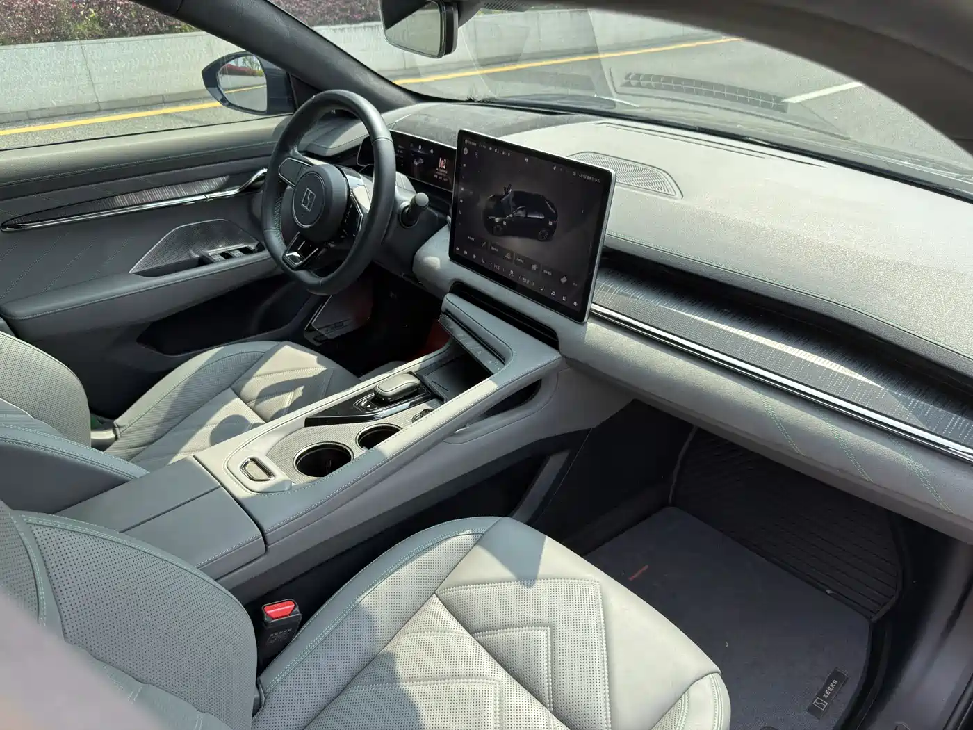 ZEEKR EXTREME KRYPTON 001