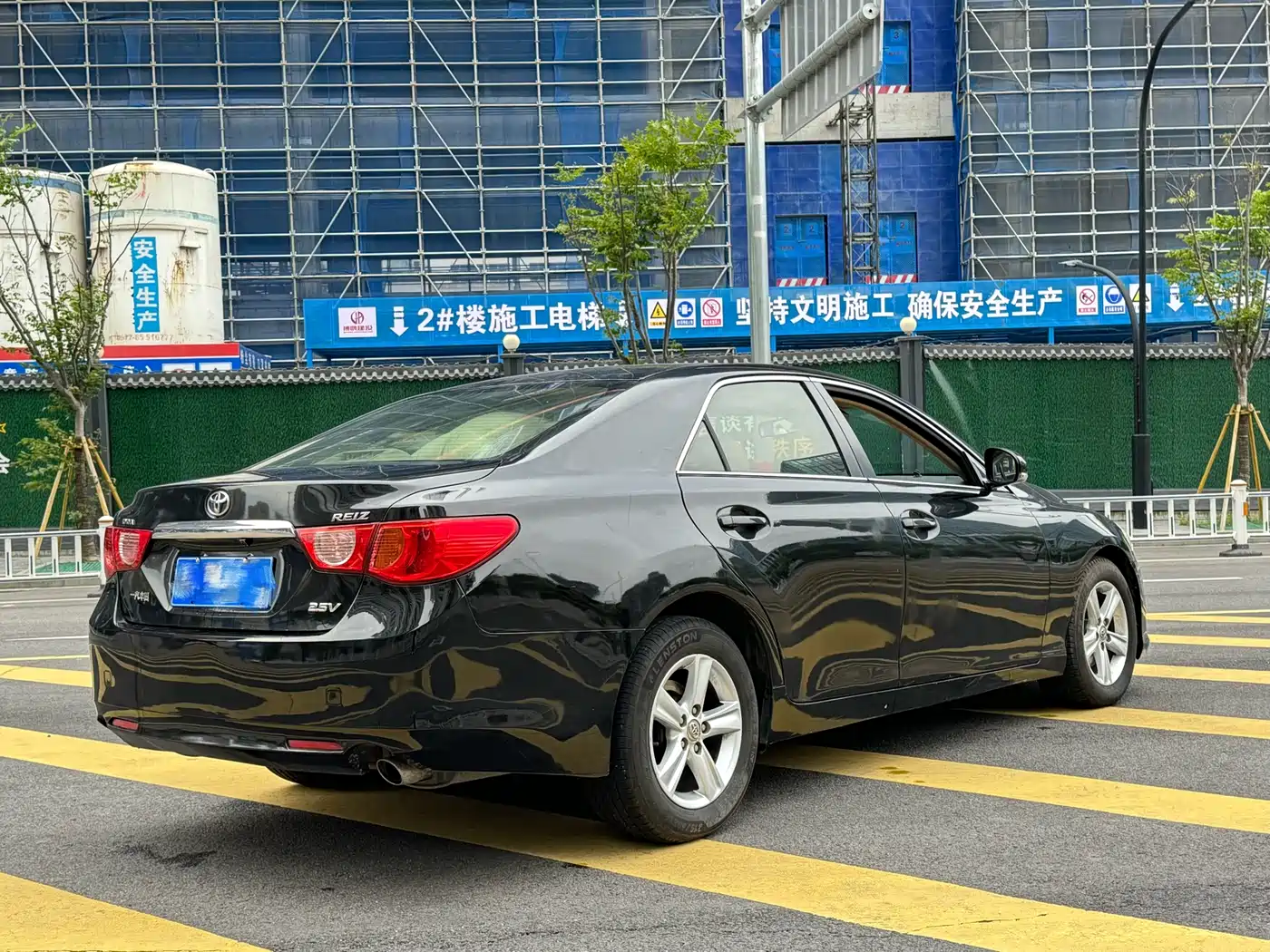 Toyota Reiz 2010 2.5V Style Elite Edition фото 7