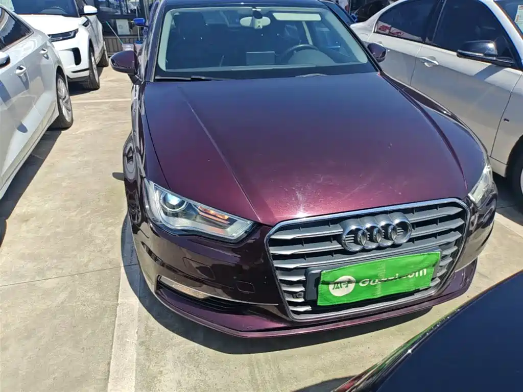 Audi A3 2014 Limousine 35 TFSI Auto Comfort фото 3