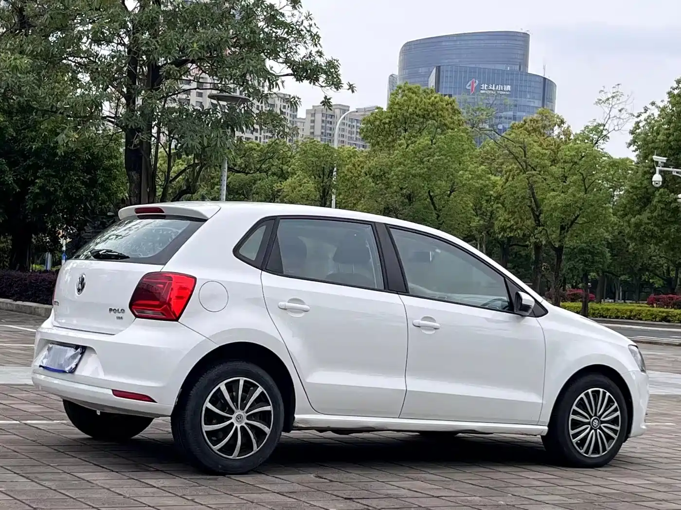 Volkswagen Polo 2018 1.5L Auto Comfort фото 17