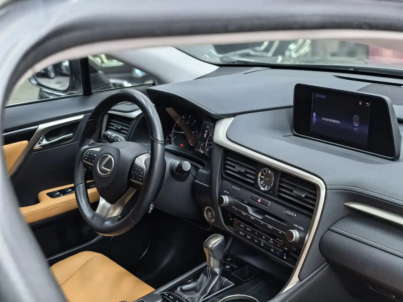 Lexus RX 2016 300 2WD Elite Edition China VI фото 22