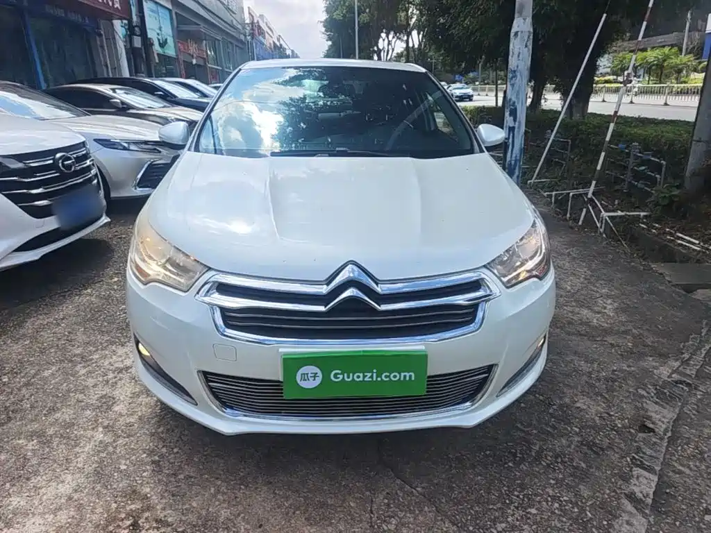 Photo 3 - Citroën C4L