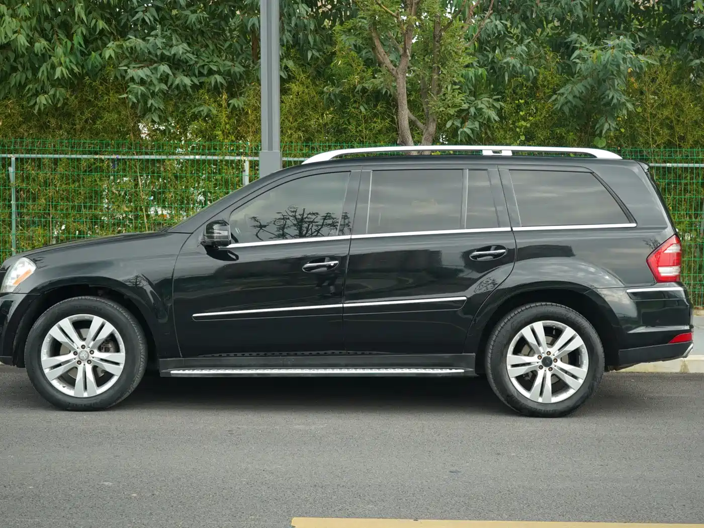 Mercedes-Benz GL-Class фото 29