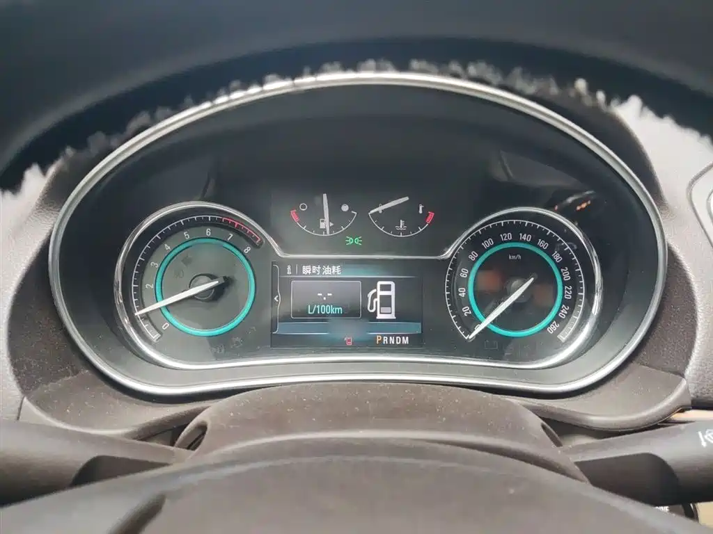 Buick Regal 2015 2.0L Elite Fashion Model фото 4