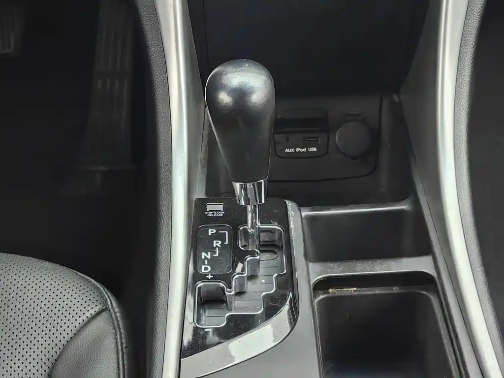 صورة 13 - Hyundai Sonata