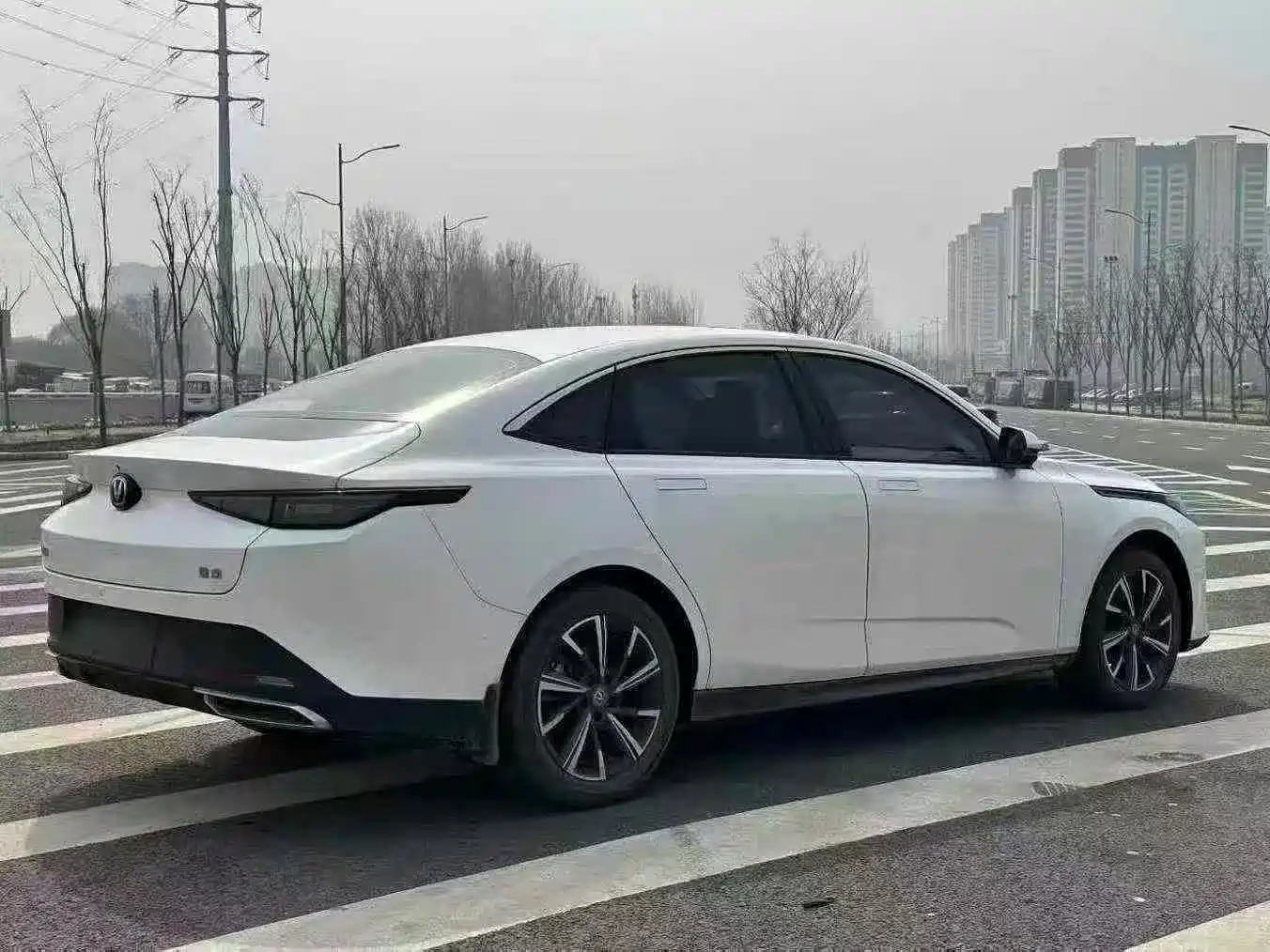 Photo 7 - Changan Eado