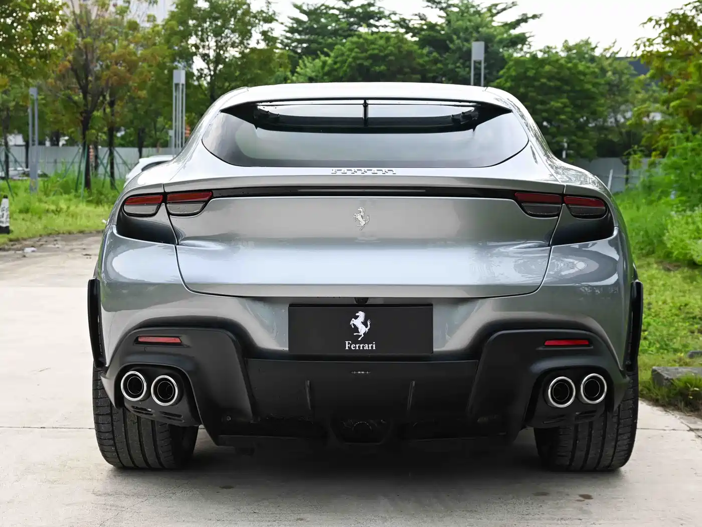 Ferrari Purosangue 2025 2023 6.5L V12