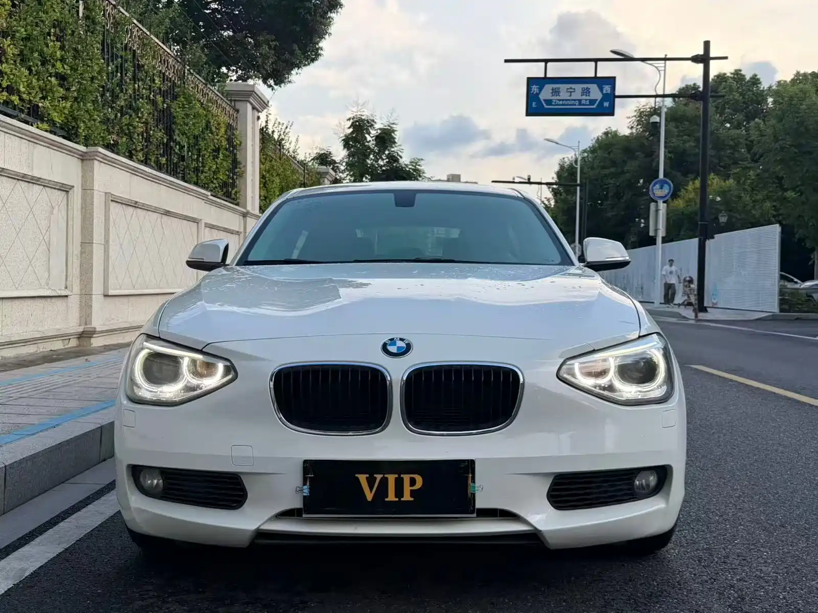 صورة 2 - BMW 1 Series (Import)