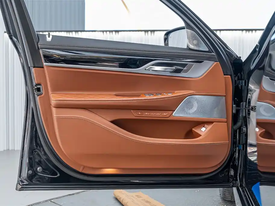 BMW 7 Series 2019 Facelift 740Li xDrive Executive M Sport Package фото 26