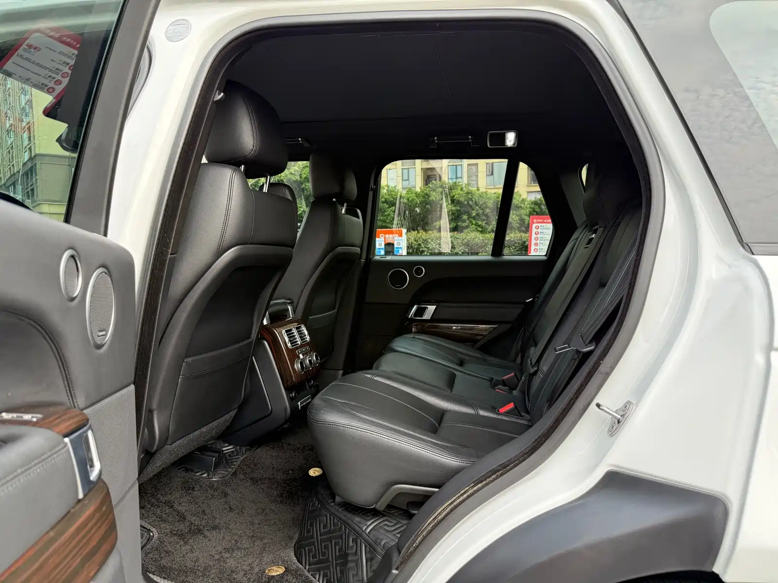 Фото 7 - Land Rover Range Rover