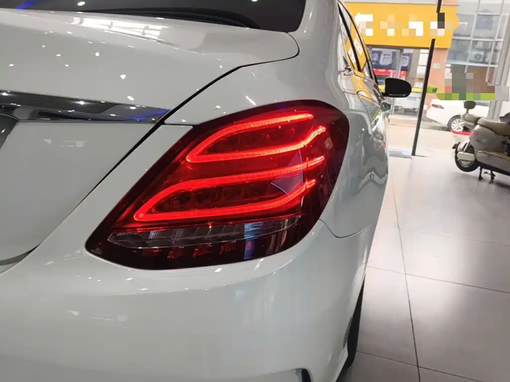 Mercedes-Benz C-Class 2016 2016 C 200 L Sport