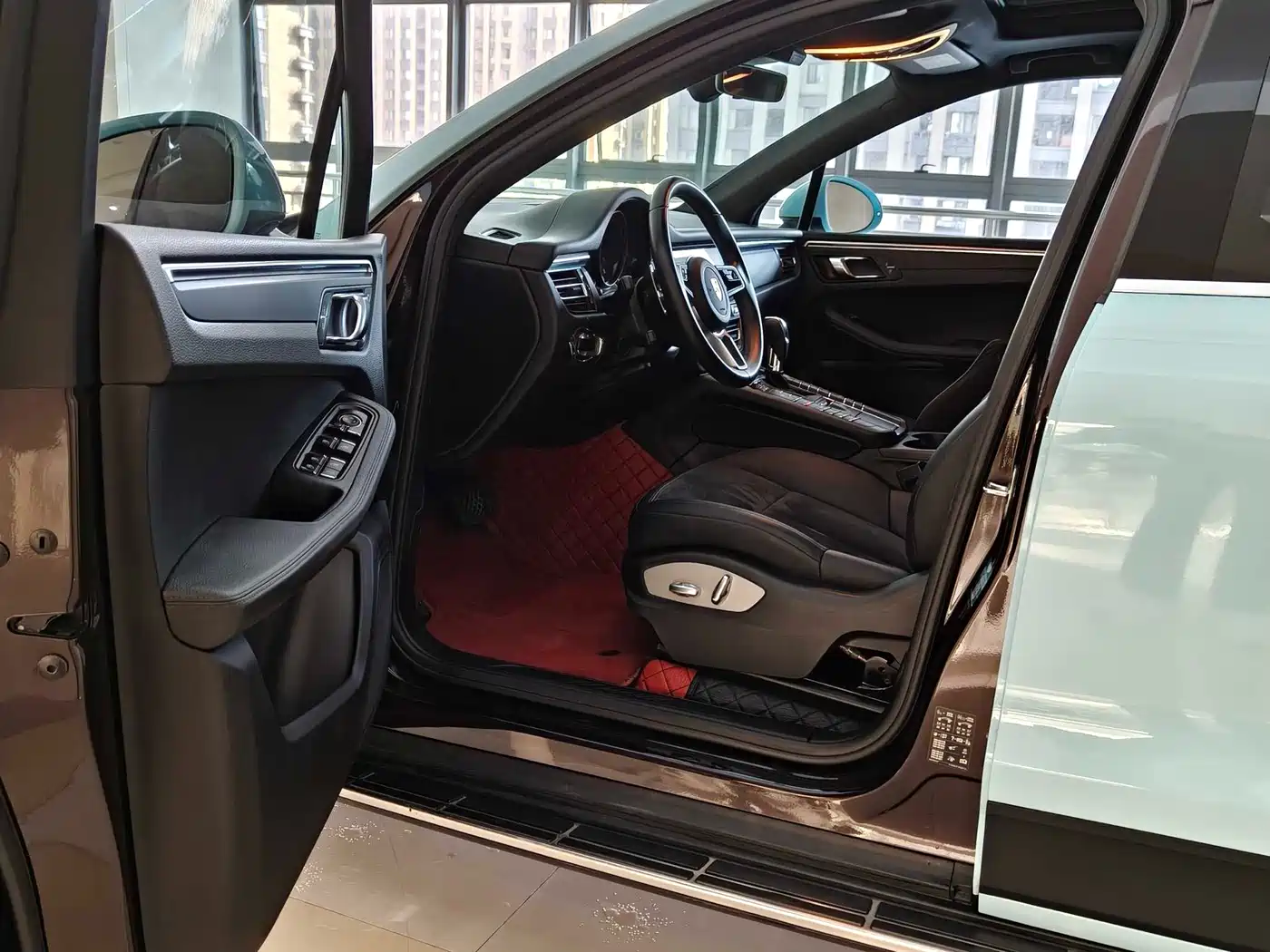 Porsche Macan 2018 Macan 2.0T фото 8