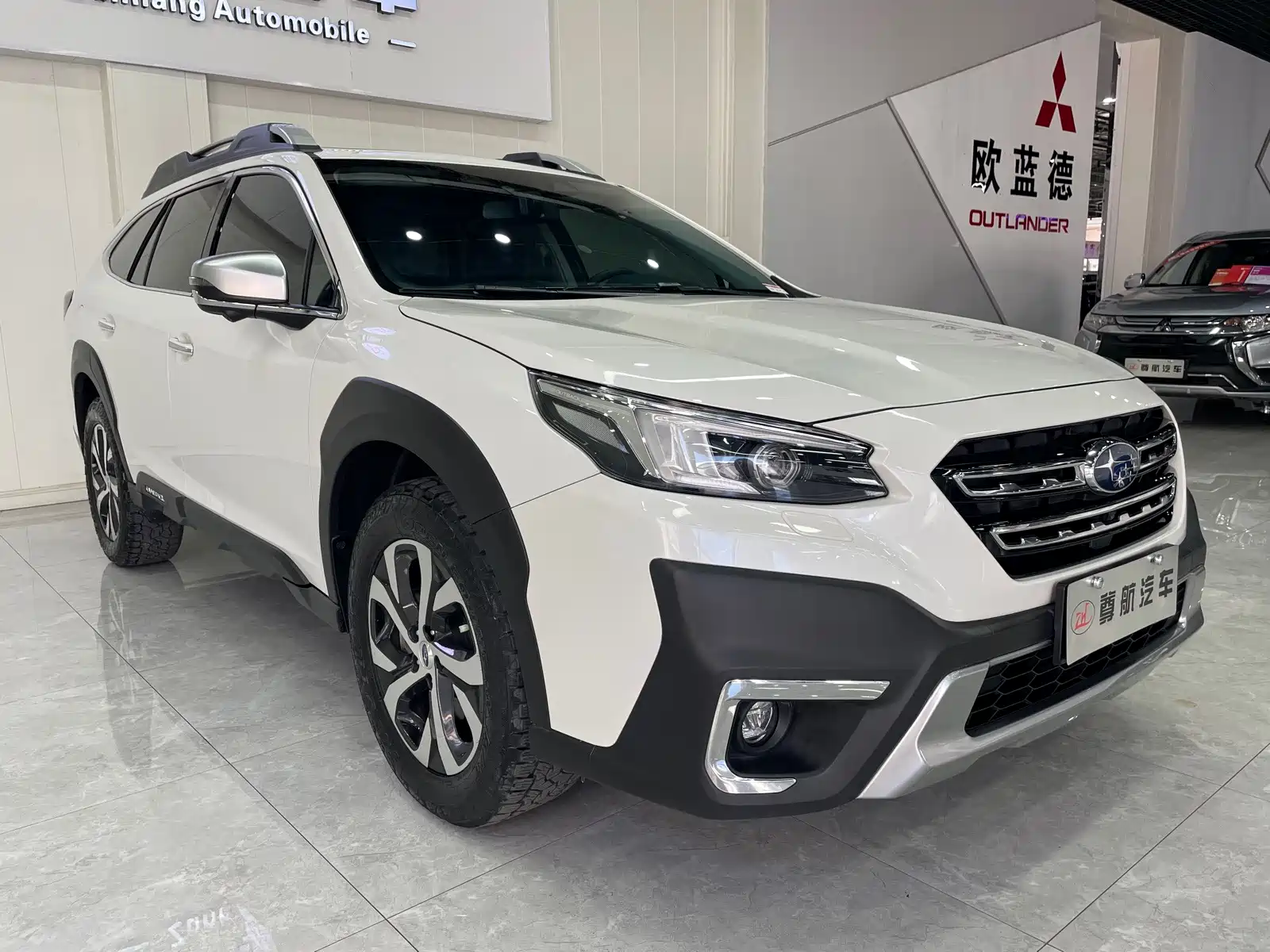 Фото 9 - Subaru Outback