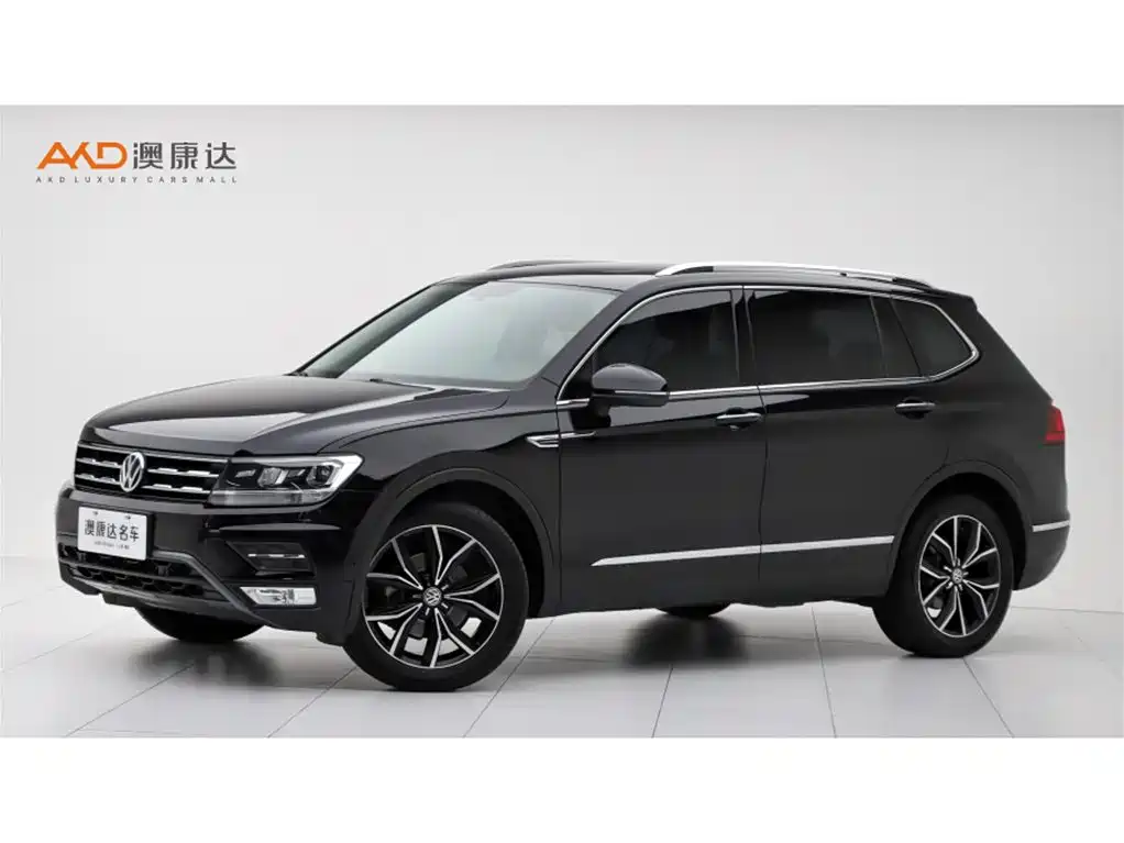 Фото 1 - Volkswagen Tiguan L