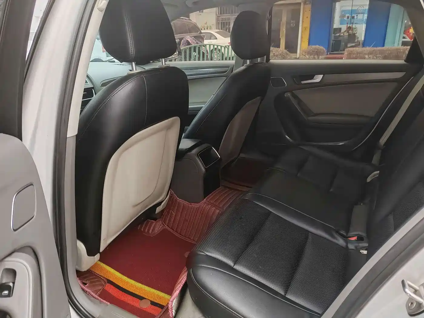 Фото 7 - Audi A4L