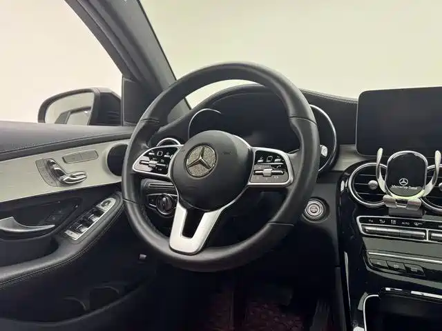 MERCEDES-BENZ GLC COUPE