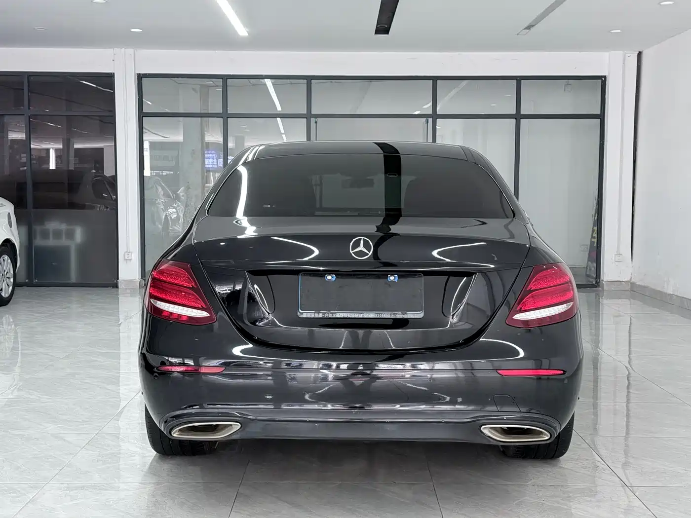 Mercedes-Benz E-Class 2018 E 200 L фото 8