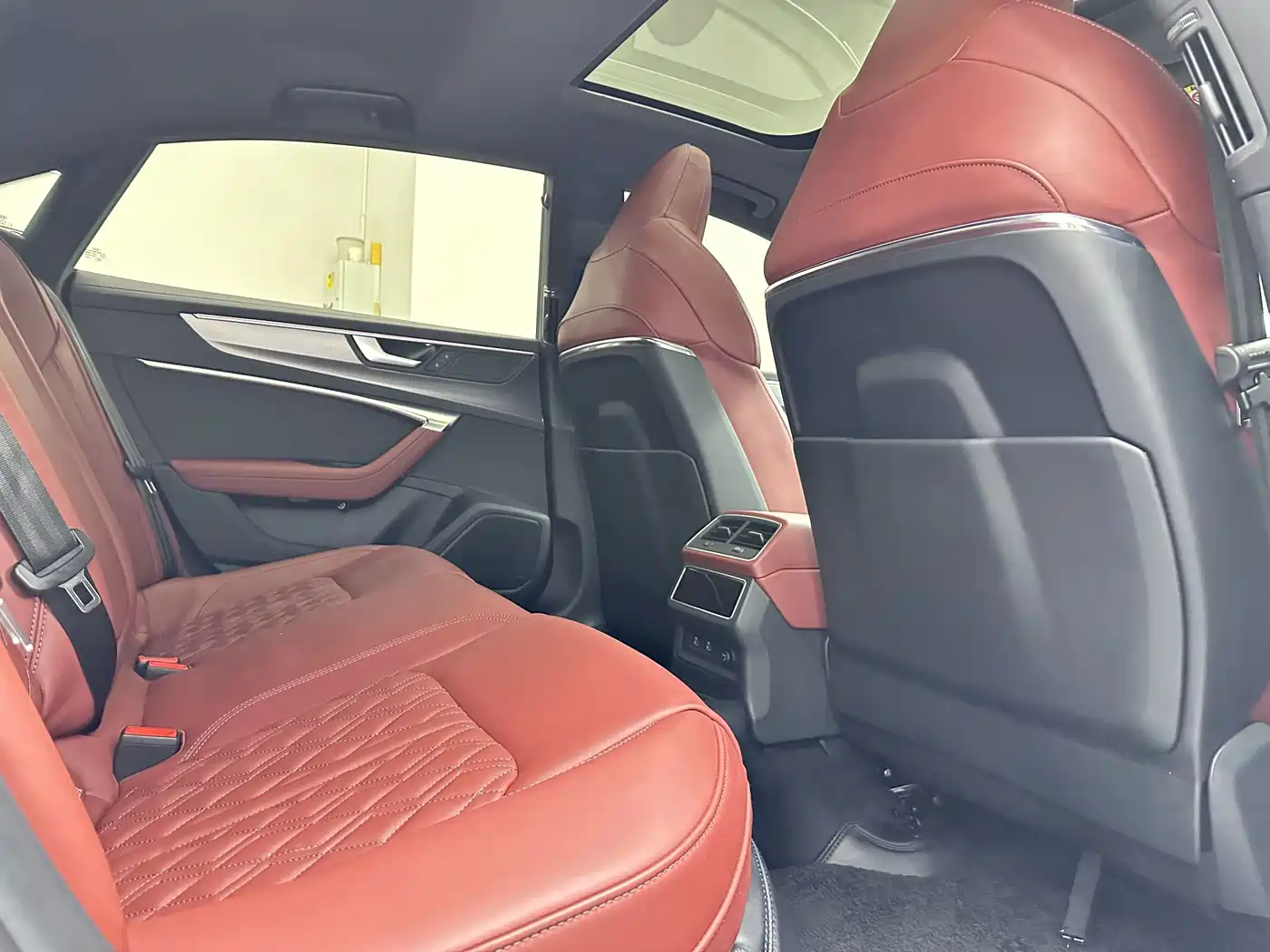 Audi A7L, миниатюра 16