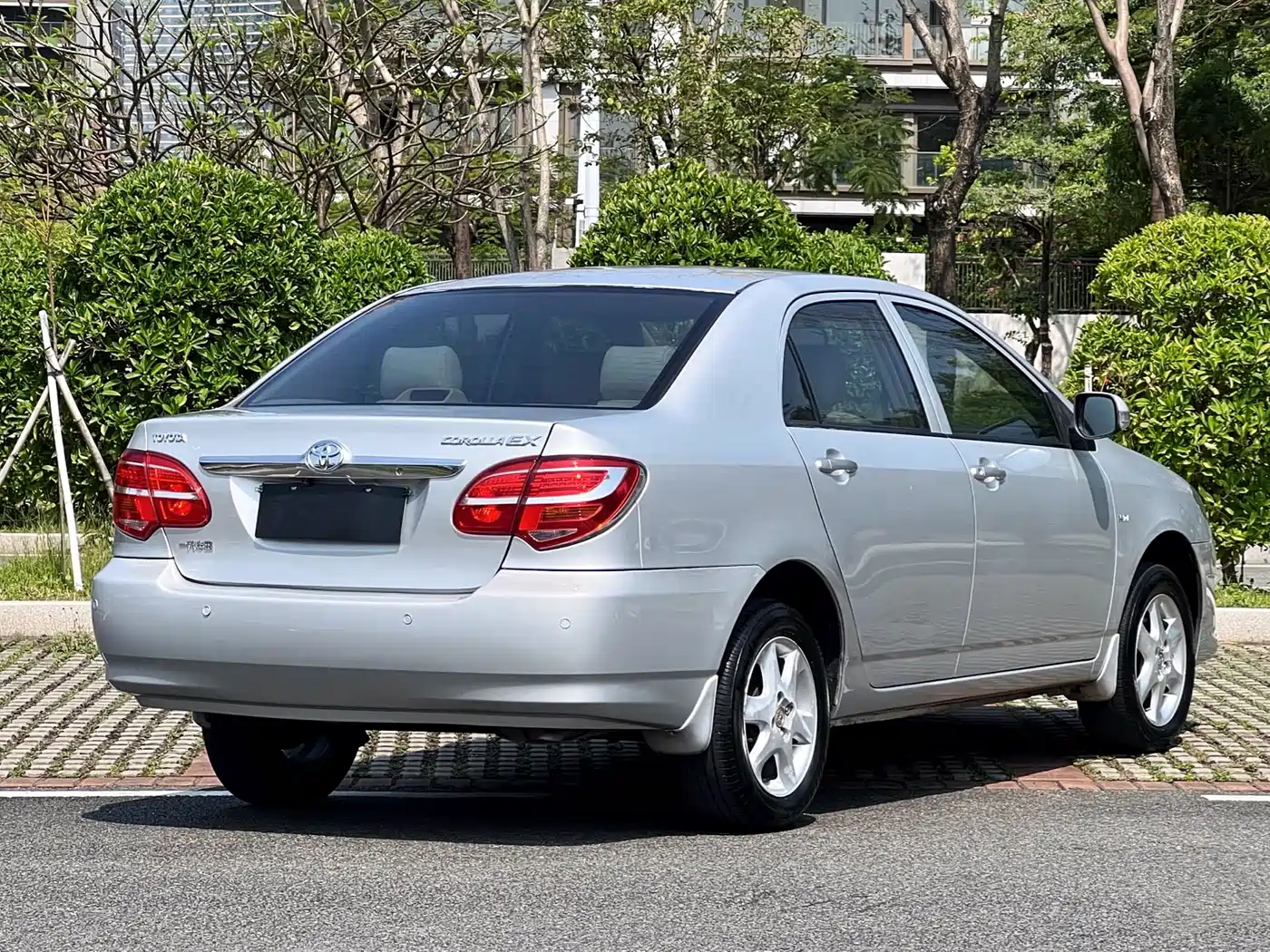 Toyota Corolla 2013 1.6L Automatic Excellence Edition фото 12