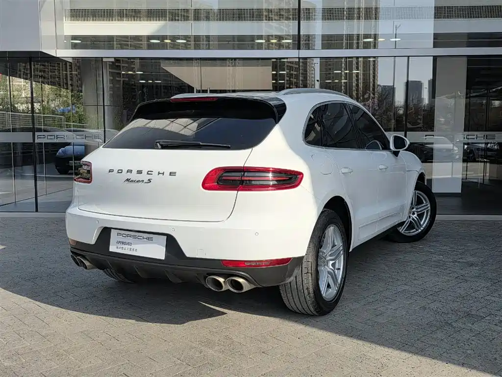 Porsche Macan 2016 Macan S 3.0T фото 4
