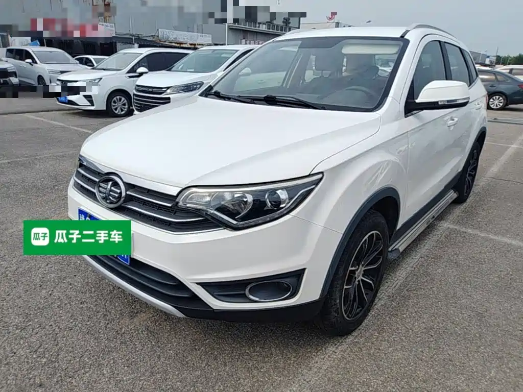 FAW Senya R7 2016 2016 1.6L Manual Luxury