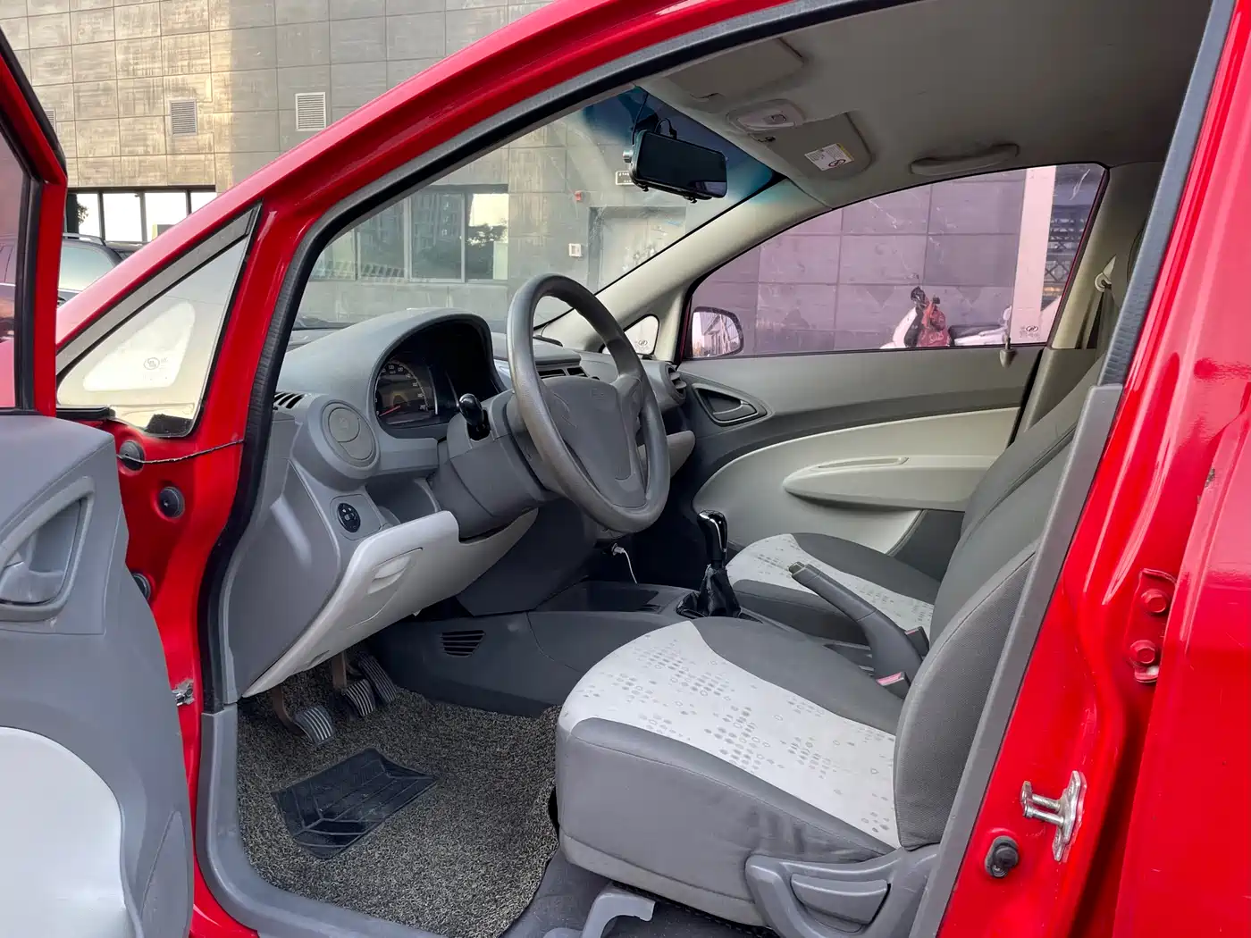 Chevrolet Sail 2013 Sedan 1.2L Manual Ideal Edition фото 5