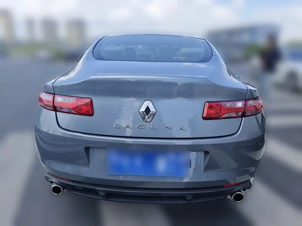 Renault Laguna 2015 2012 Coupe 2.0T Luxury Navigation Edition