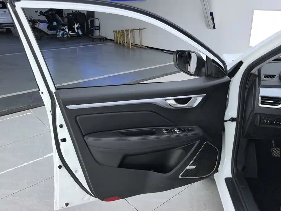 Geely Vision 2021 2020 1.5L Manual Asian Games Edition