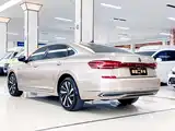 صورة 5 - Volkswagen Passat