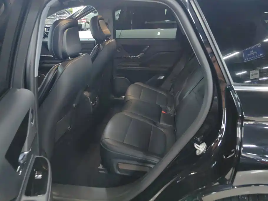 Lincoln Adventurer NEV 2022 2021 PHEV AWD e-Elegance Edition