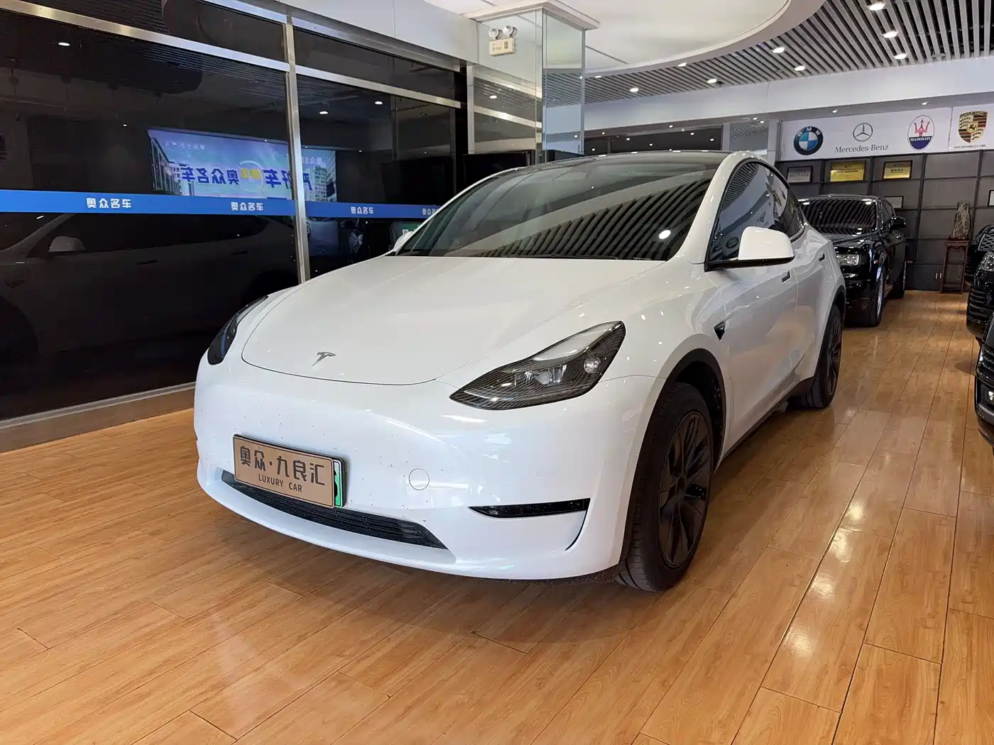 Tesla Model Y 2023 Rear-Wheel Drive Edition