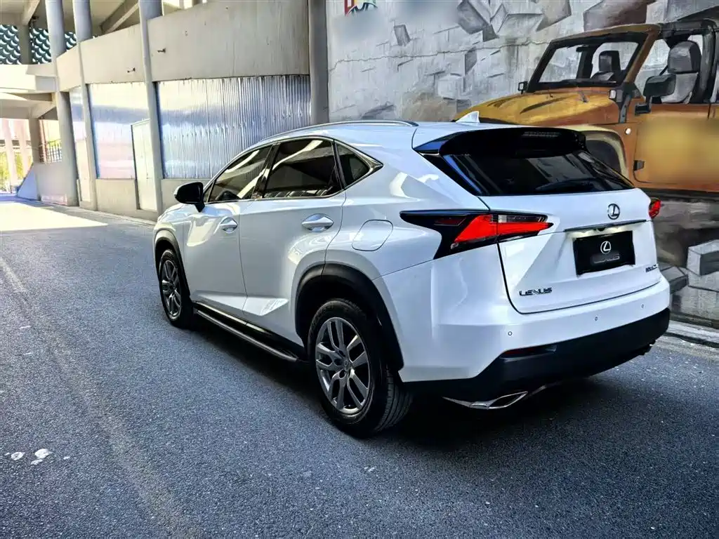 Lexus NX 2015 200t AWD F Sport фото 8