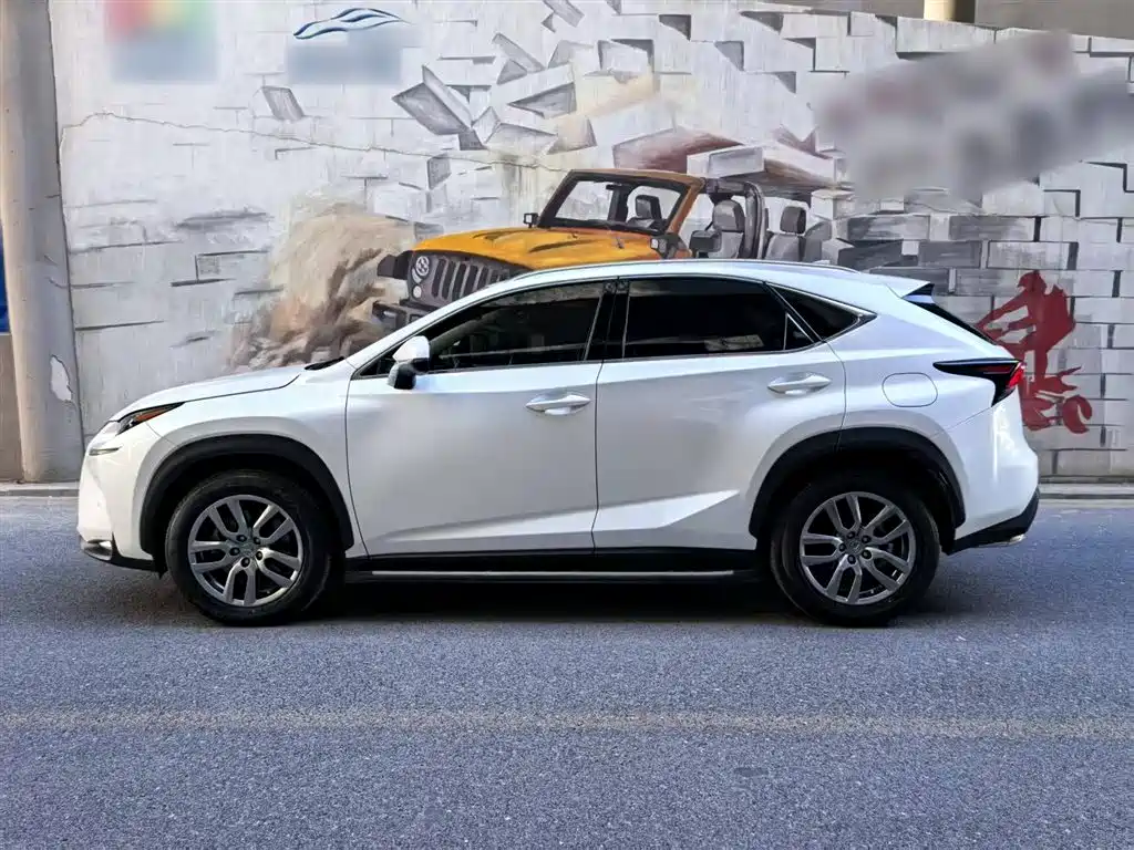 Lexus NX 2015 200t AWD F Sport фото 6