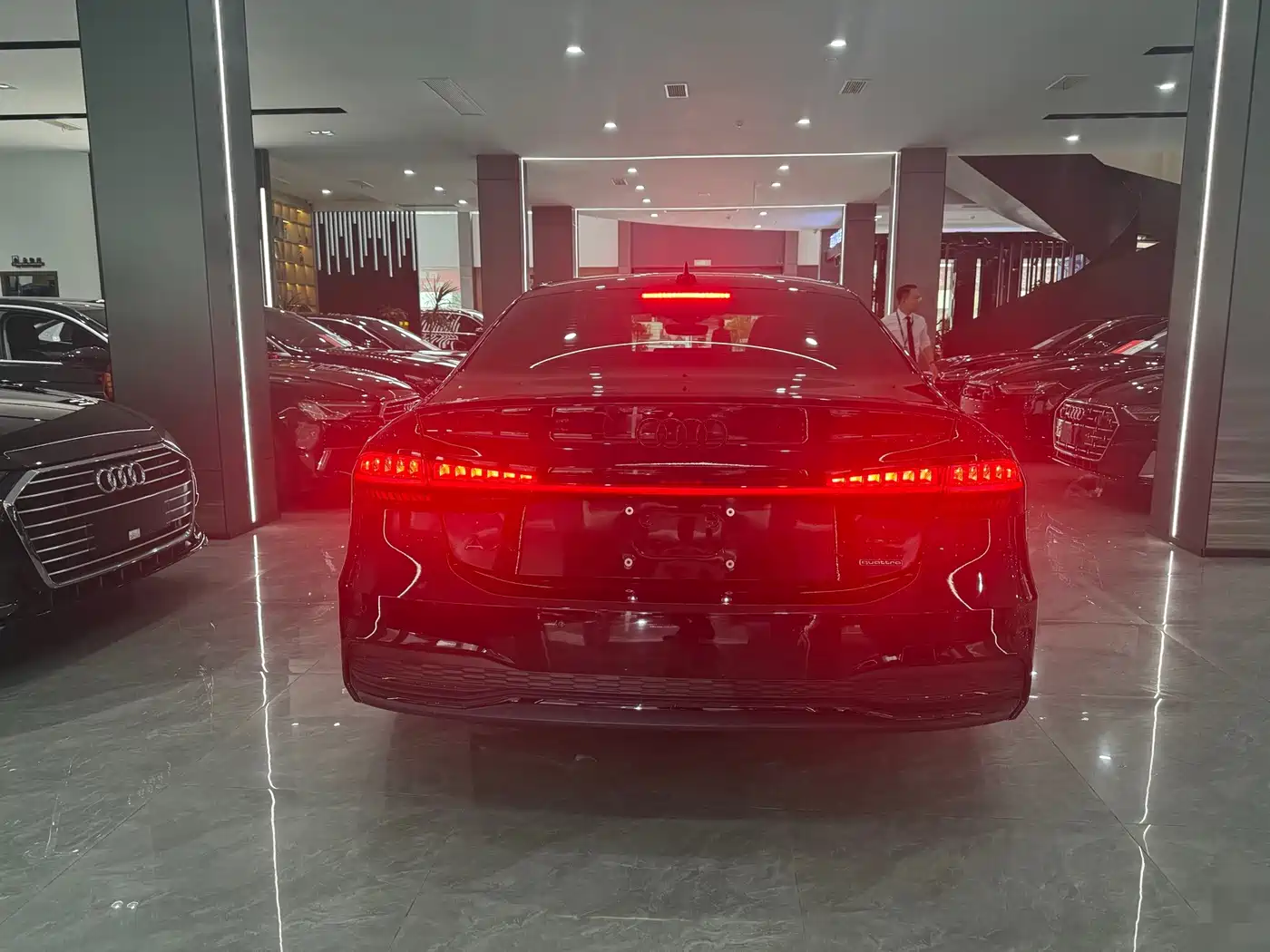Audi A7L 2022 2022 45 TFSI quattro S-line Black Warrior Edition