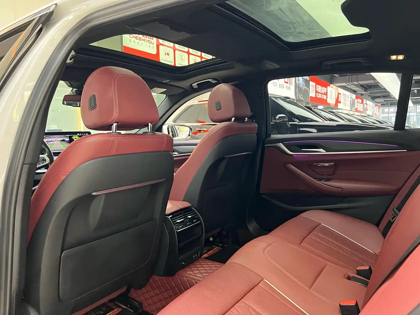 BMW 5 Series 2021 530Li Leading M Sport Package фото 11