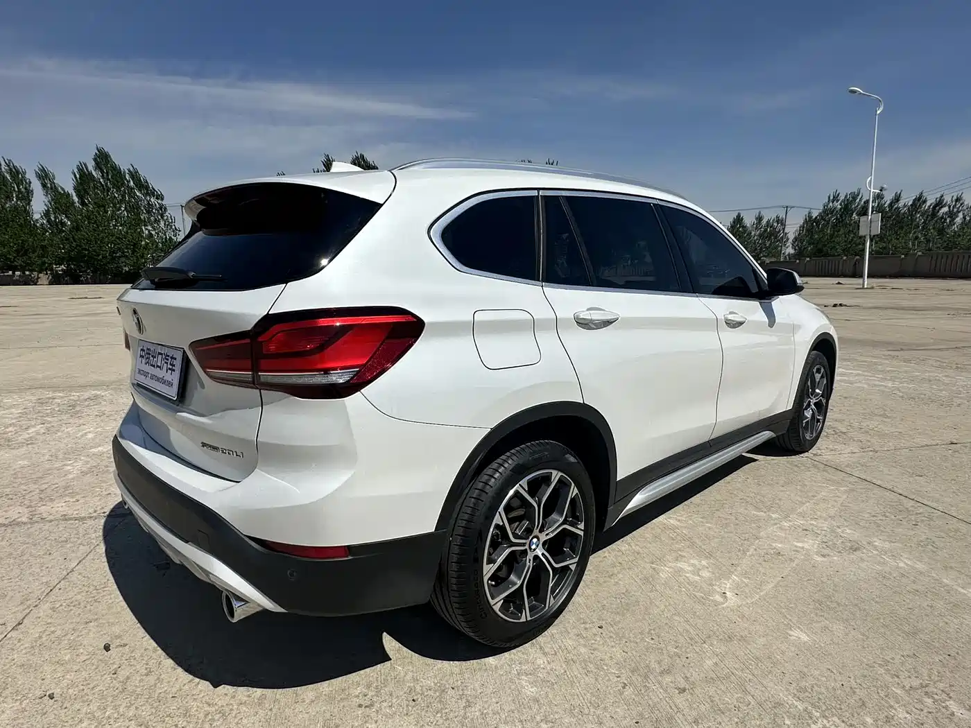 BMW X1 2022 sDrive20Li Premium фото 21