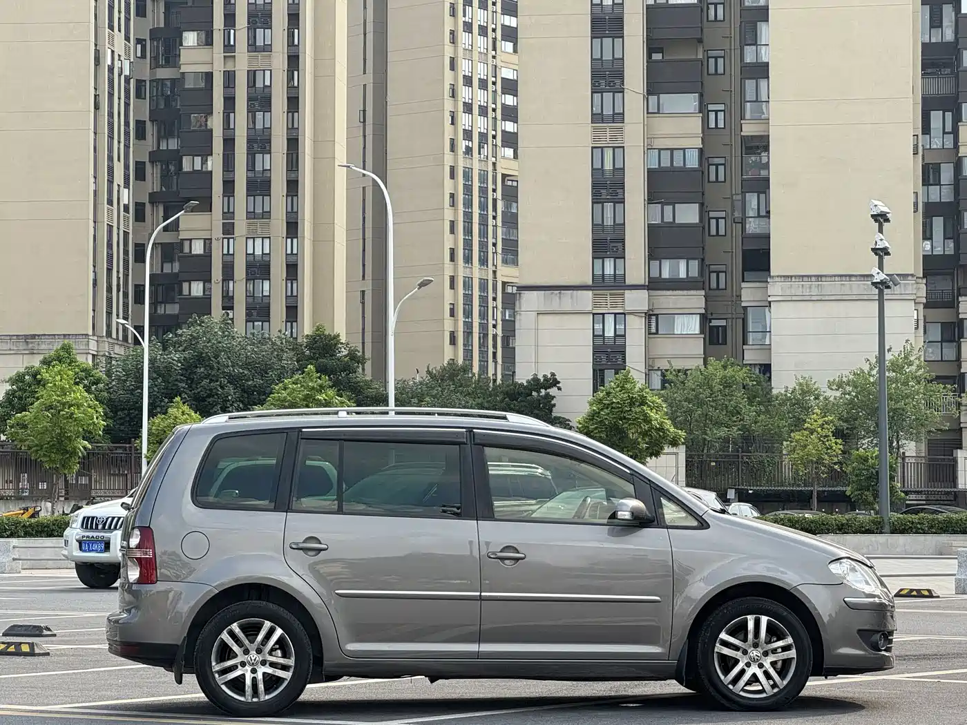 Volkswagen Touran 2008 Model 1.8T Premium Smart Edition Automatic 7-Seater фото 7