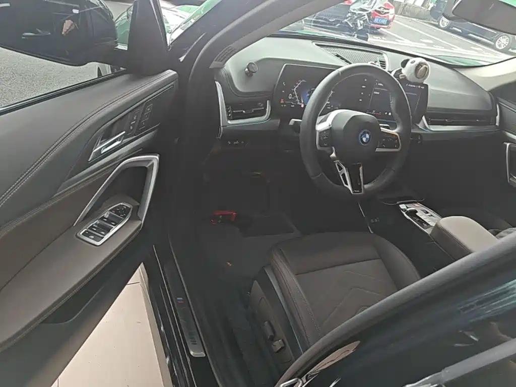 BMW iX1 2025 2023 eDrive25L M Sport Package