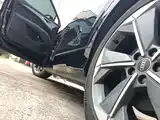 Фото 22 - Audi Q5 e-tron