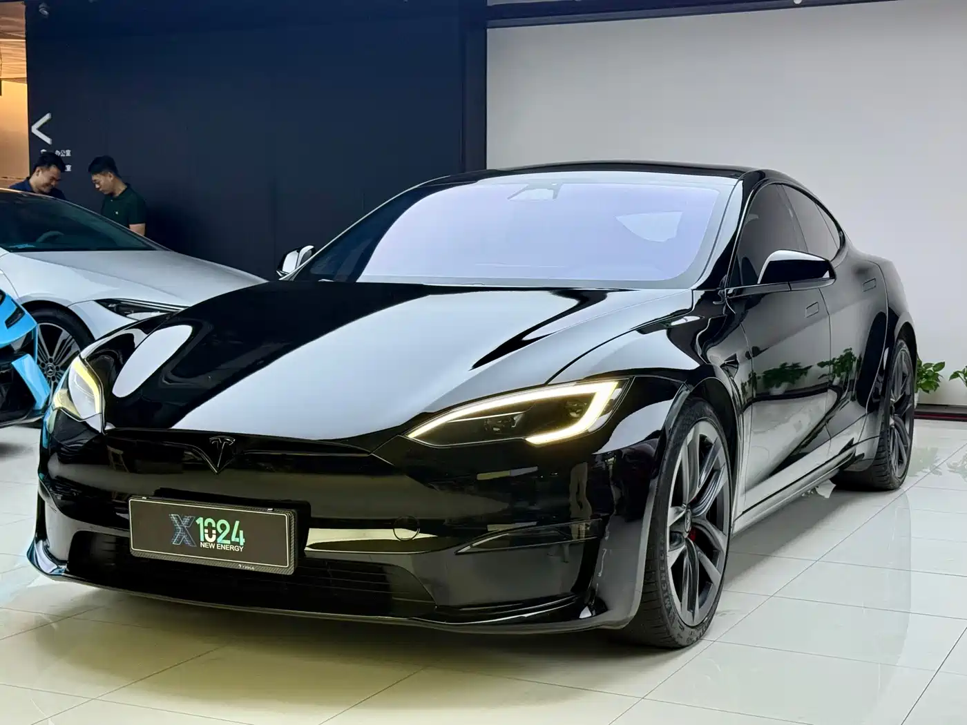 Tesla Model S 2023 Dual Motor All-Wheel Drive Edition