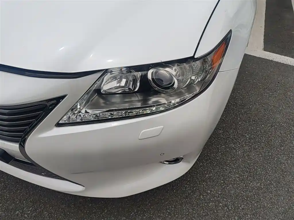 Lexus ES 2013 300h Elite Edition фото 24