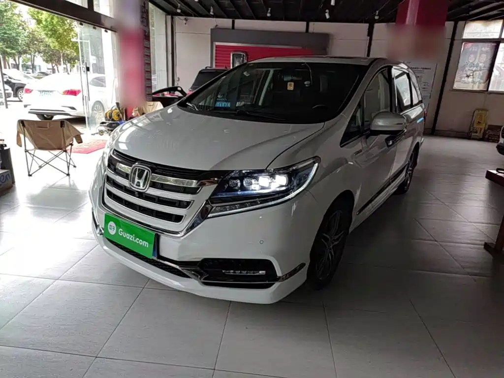 Honda Elysion 2019 2.0L Hybrid Supreme Edition
