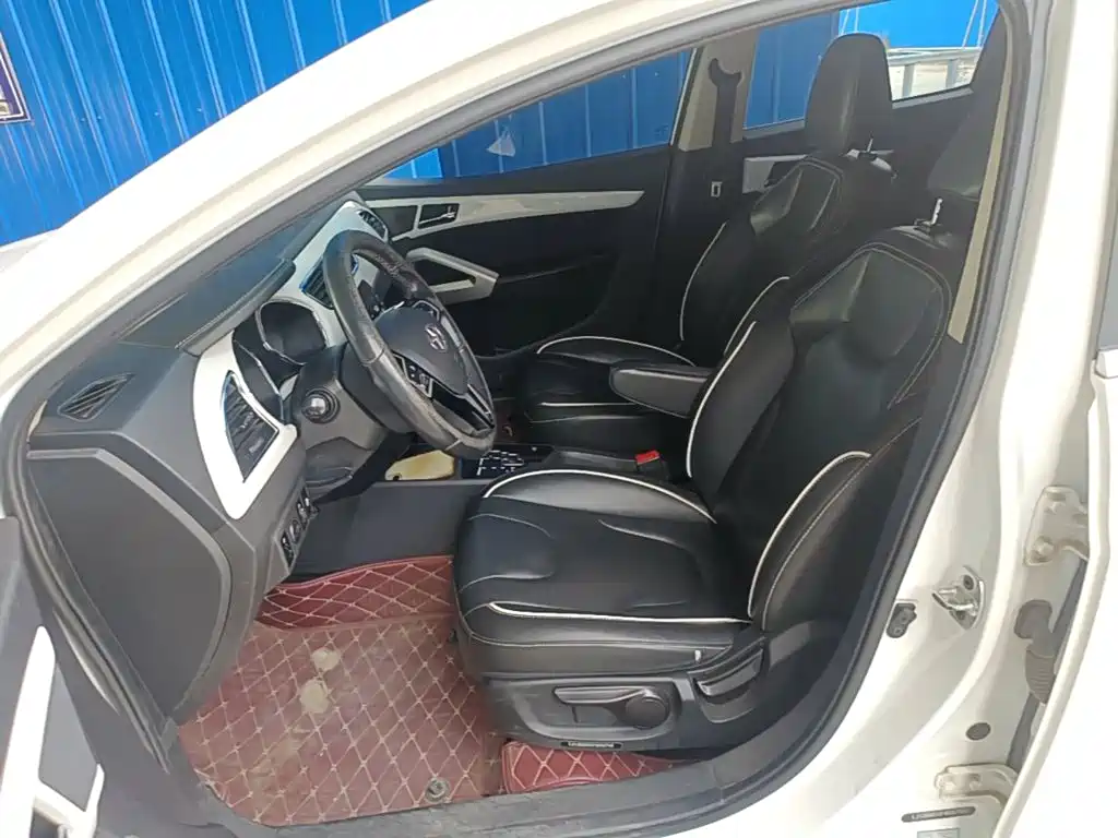 JAC Motors Refine S2 2016 2015 1.5L CVT Luxury Smart