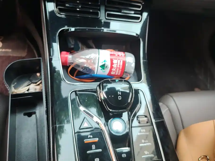 BYD Han 2023 DM-i Champion Edition 121KM Honor фото 16